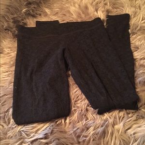 FINAL PRICE ❤️ EUC lace leggings